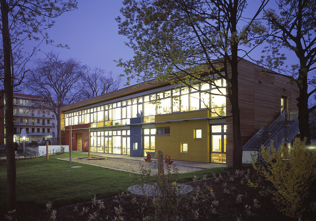 Startslider/06_Kita F_Nachtbild.jpg